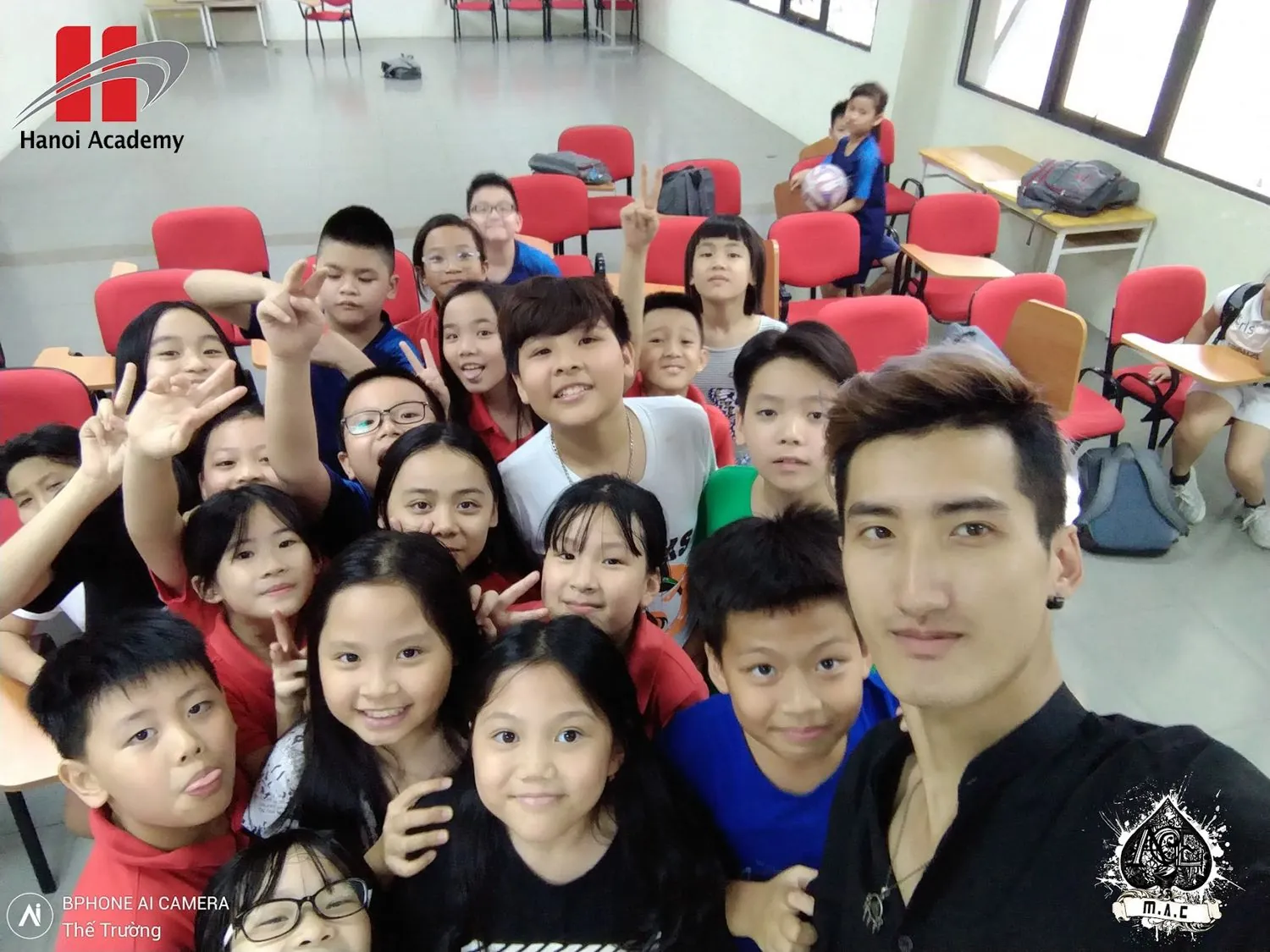 Lớp học Ảo thuật tại Hanoi Academy